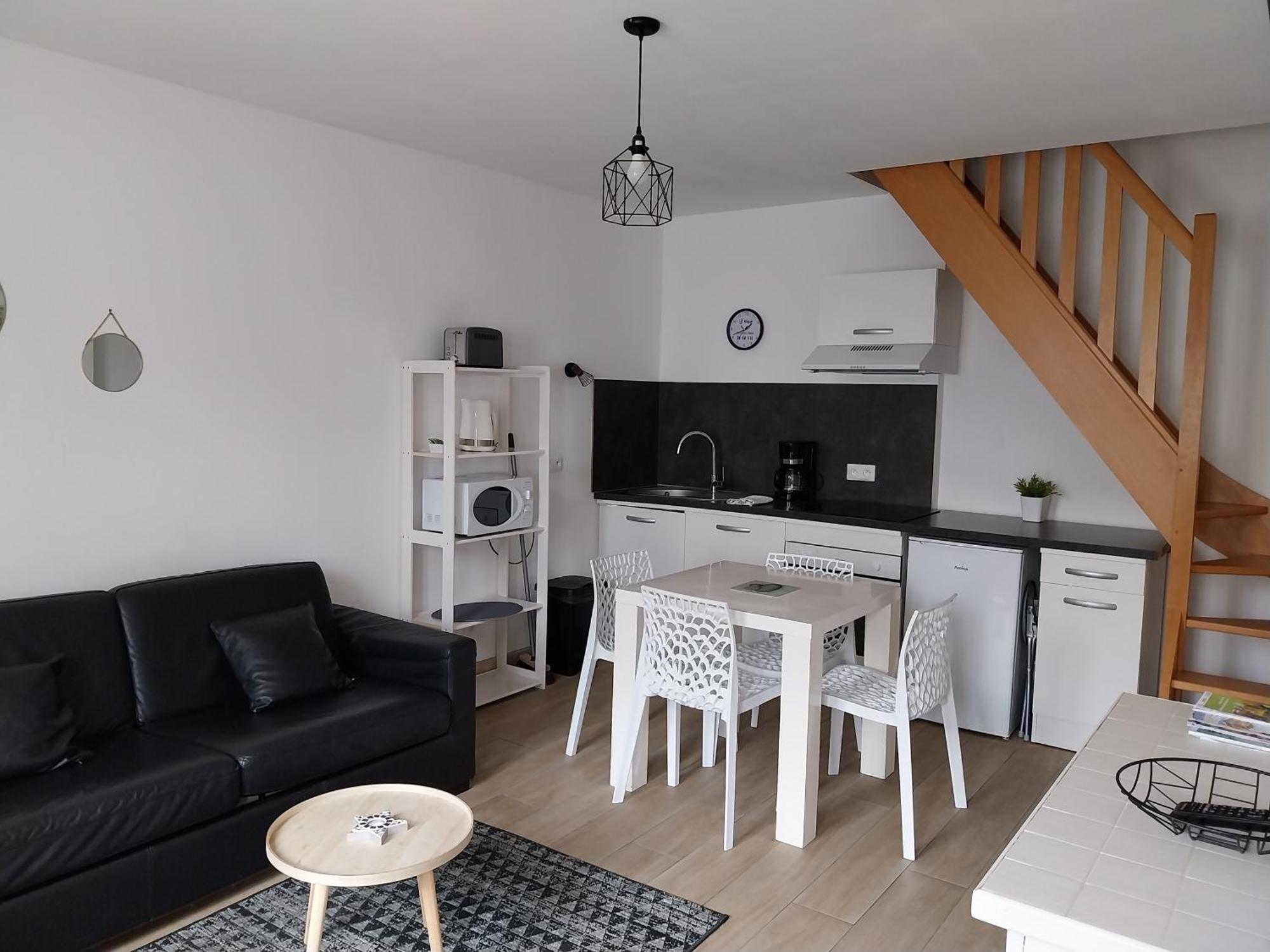 Maison De Pecheur Idealement Situee. Le Treport Luaran gambar